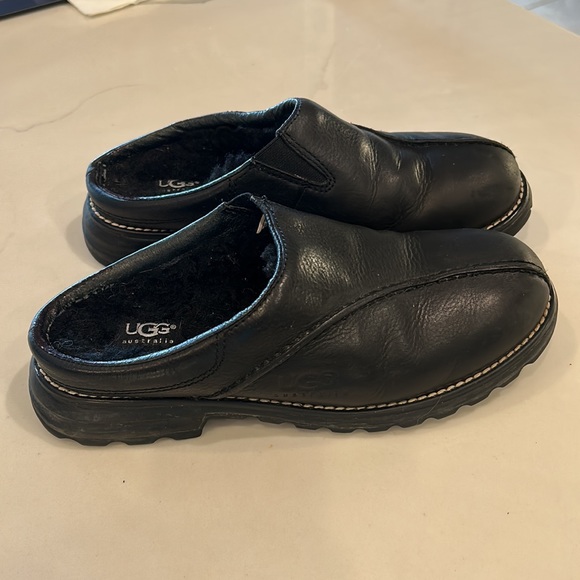 UGG black leather slip on shoes. Size 8. Excellent condition outside and sole. - Picture 2 of 4